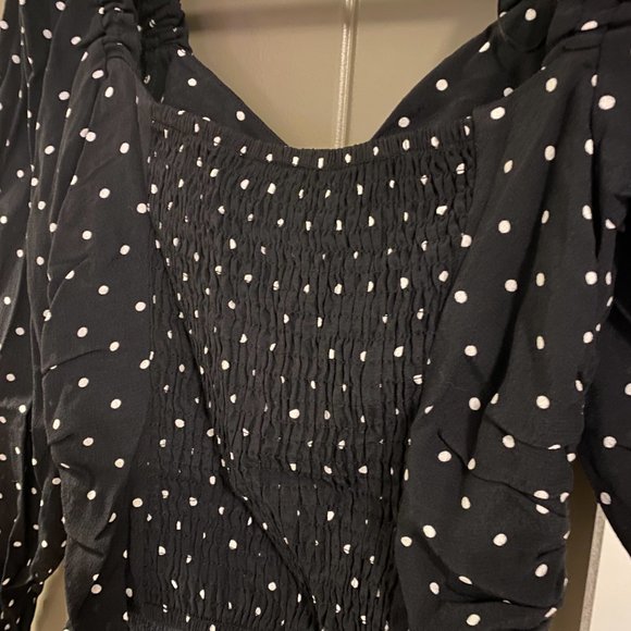 H&M Gathered Crêped Top Black and White Polka Dot - Picture 6 of 6